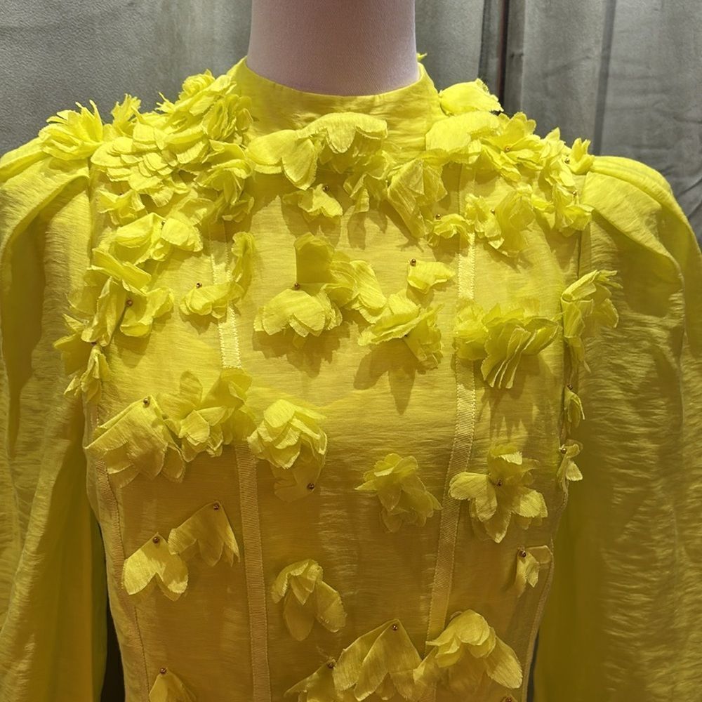 Karen Millen Vibrant Yellow/green appliqué Dress, US6 - Picture 6 of 15